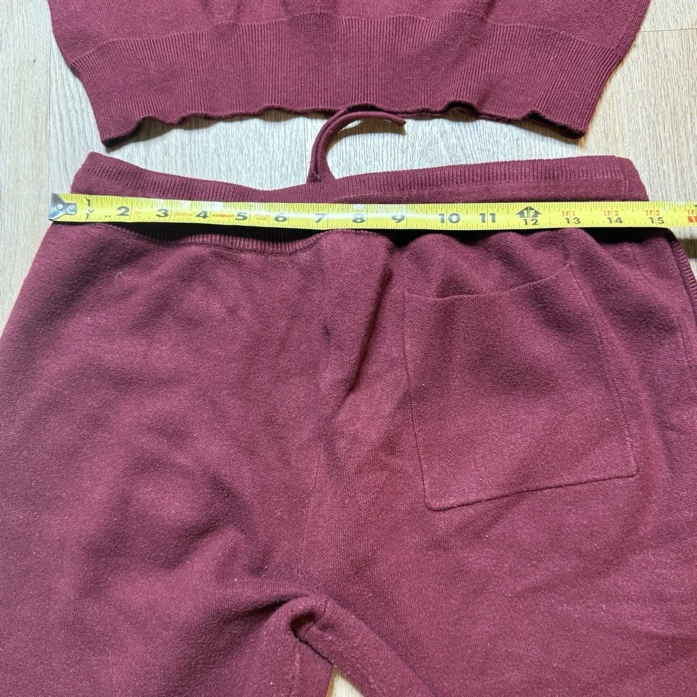 Monrow Supersoft Sweater Knit‎ Sweatsuit Top Joggers  in Rhubarb Red Size S